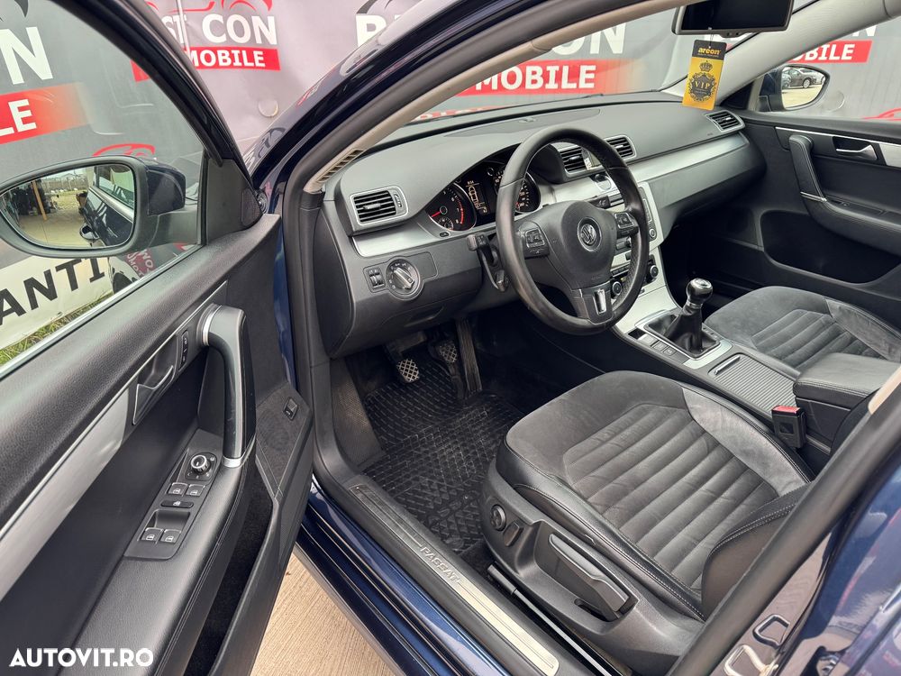 Volkswagen Passat - 5