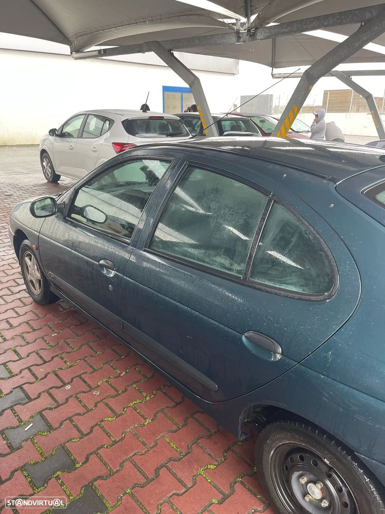 Renault Mégane 1.4 RN - 6