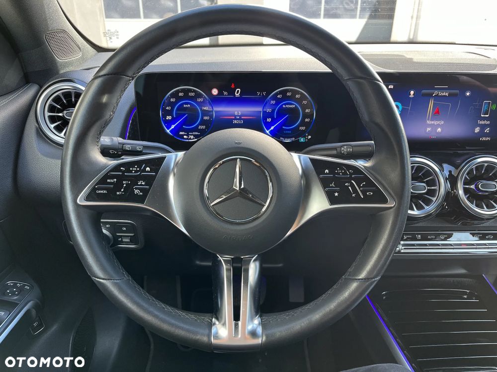Mercedes-Benz EQB - 15