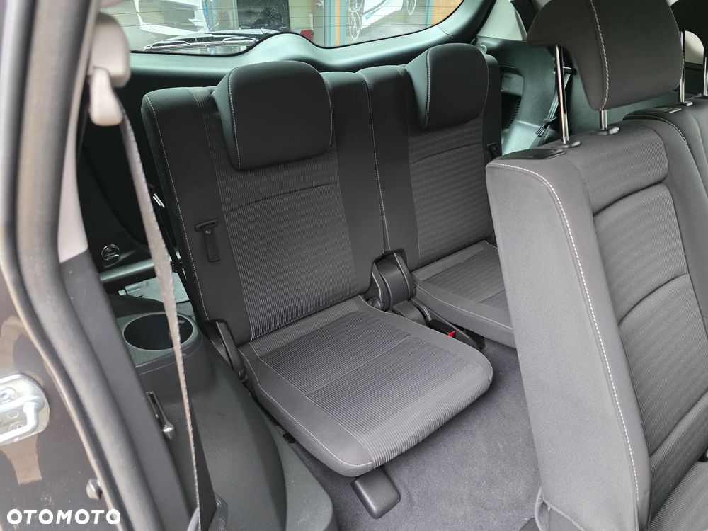 Toyota Verso 1.8 Premium 7os - 21
