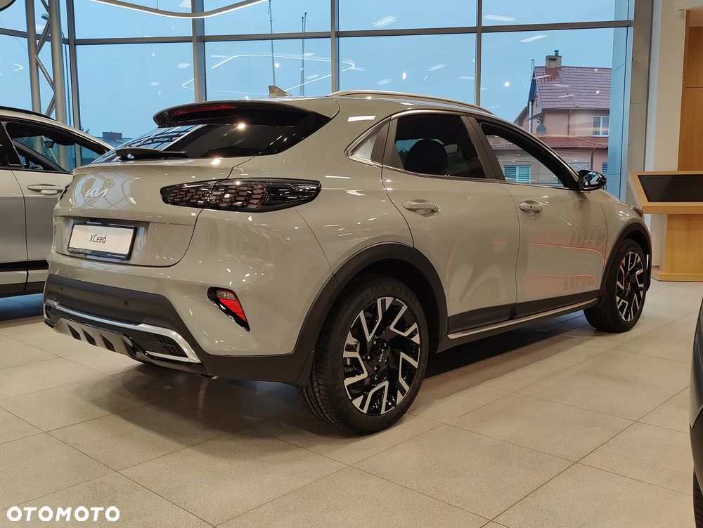 Kia XCeed 1.6 T-GDI Tribute DCT - 10