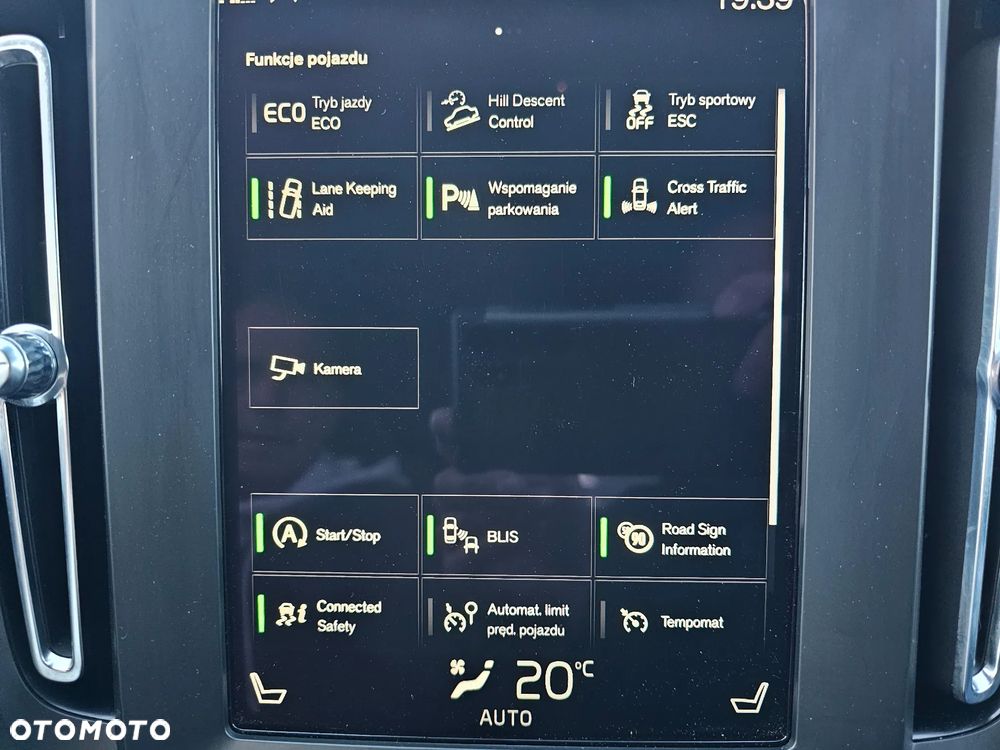 Volvo XC 40 T2 Essential - 27