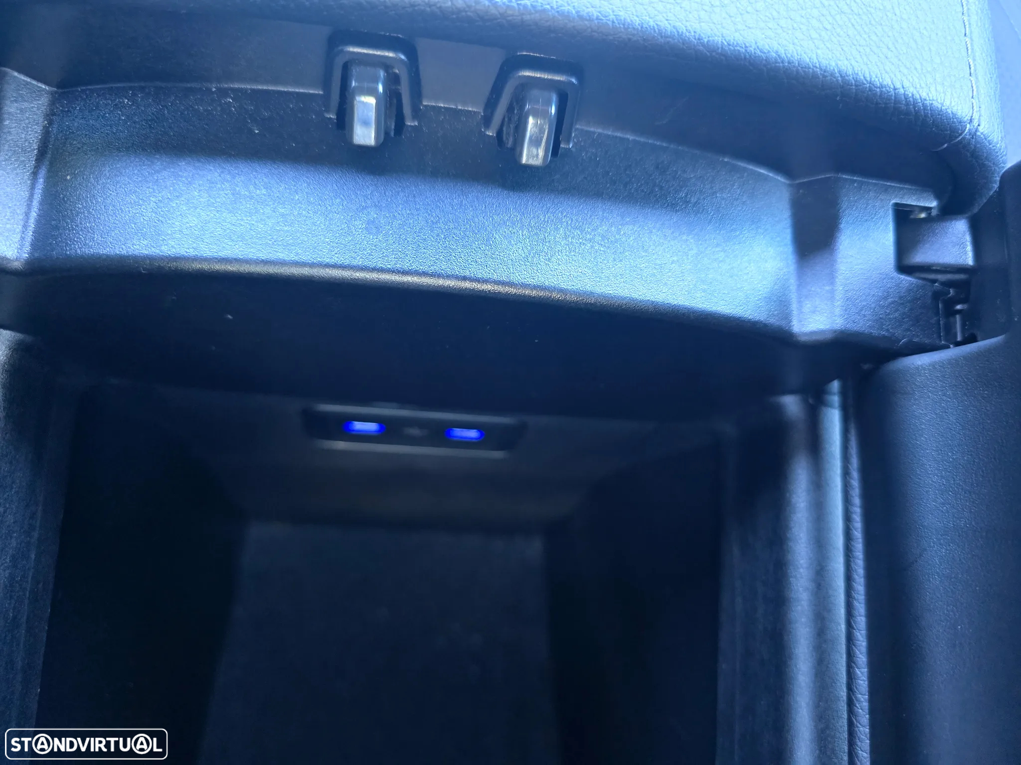Mercedes-Benz EQE 300 Edition Electric Art - 37