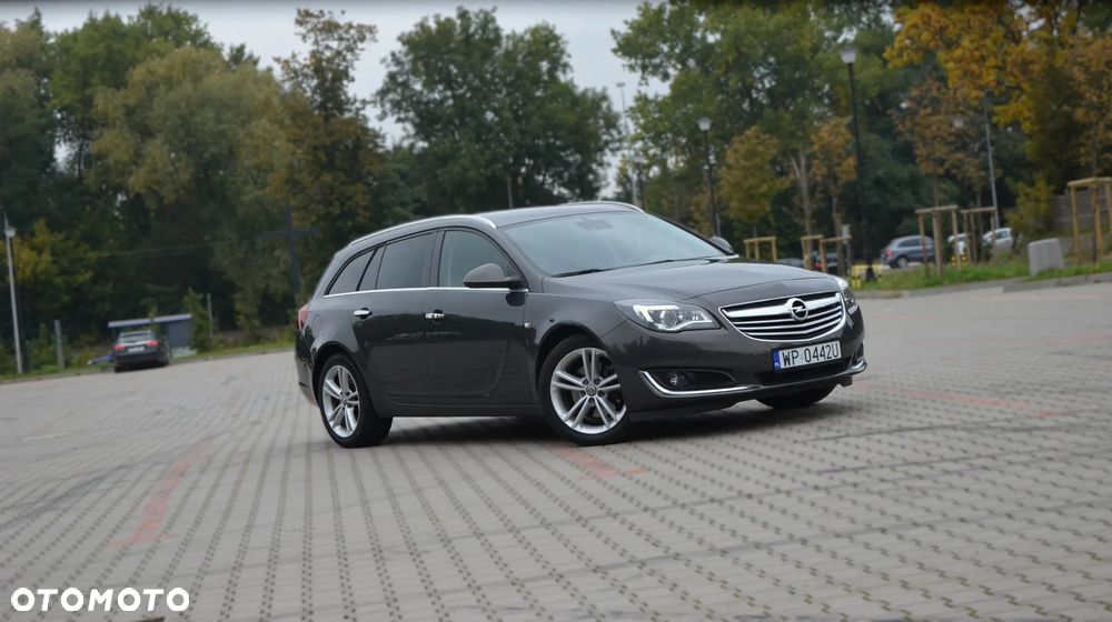 Opel Insignia - 8