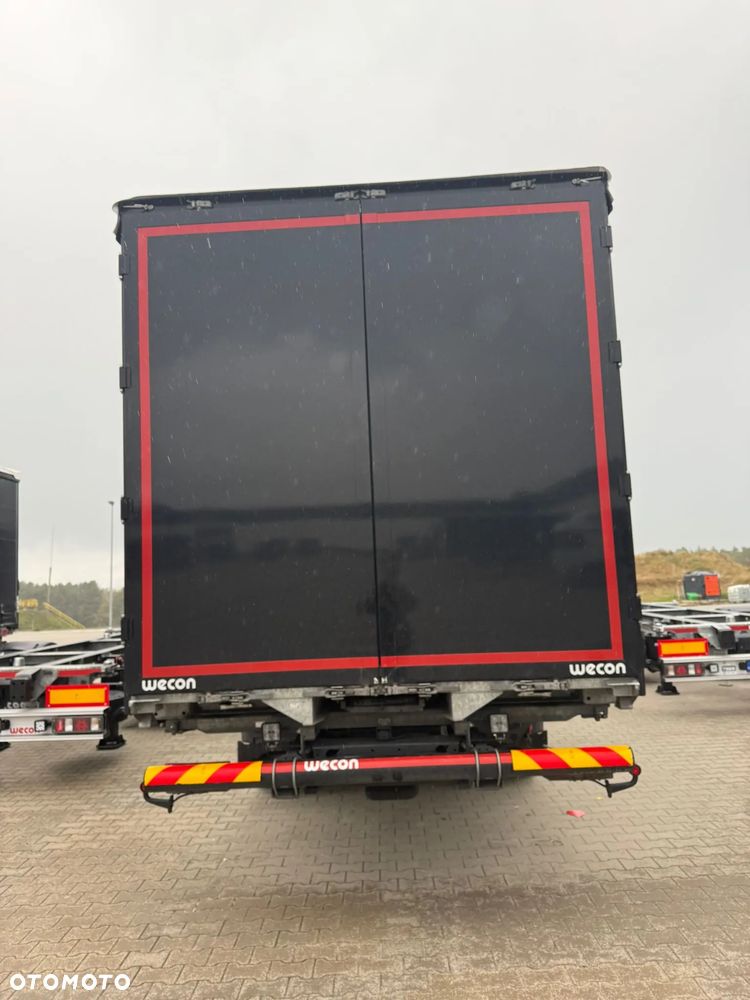 Mercedes-Benz ATEGO - 10