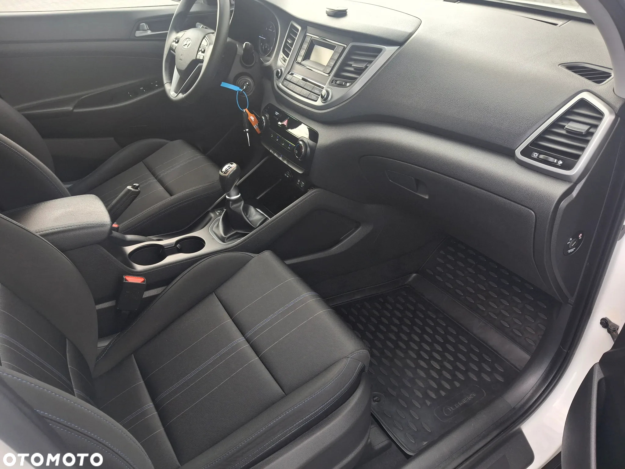 Hyundai Tucson blue 1.7 CRDi 2WD Advantage - 29