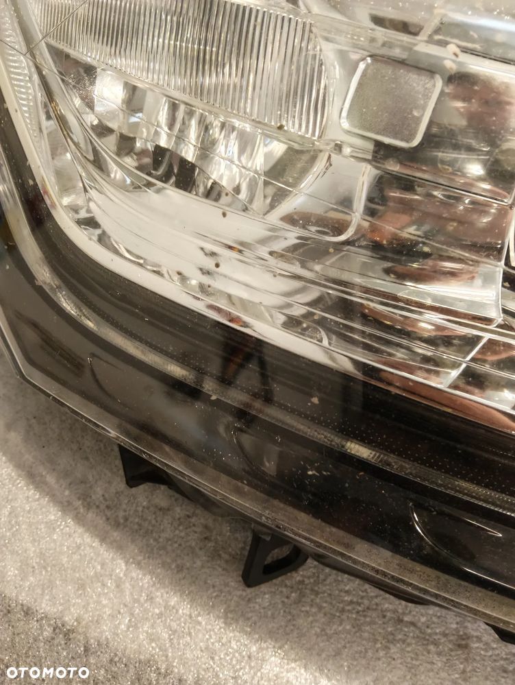 Citroen C5 lift XENON Z LED KOMPLET LAMP PRZEDNICH  9674399580 - 6