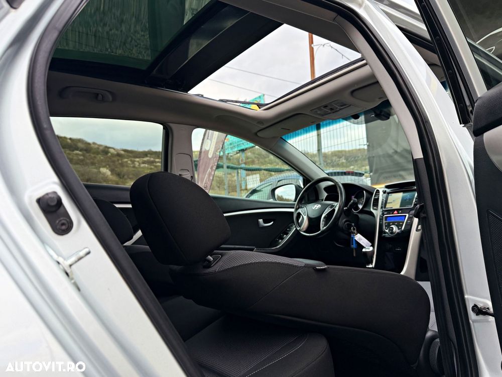 Hyundai i30 1.6 CRDI Style - 6