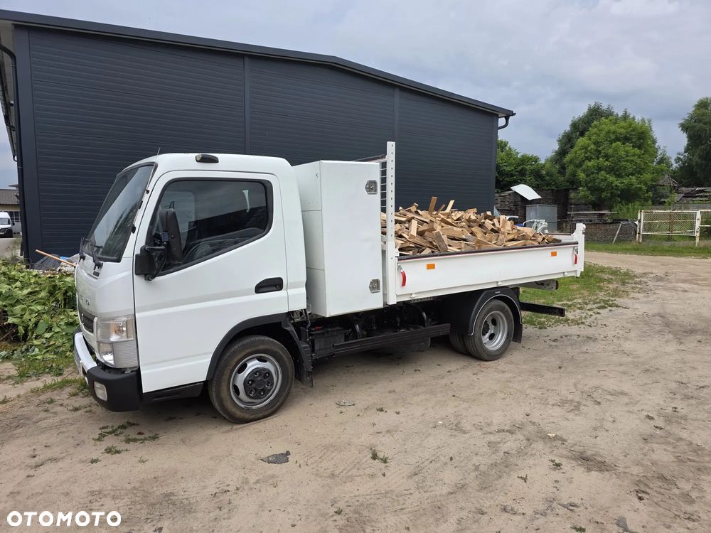 Mitsubishi CANTER FUSO - 1