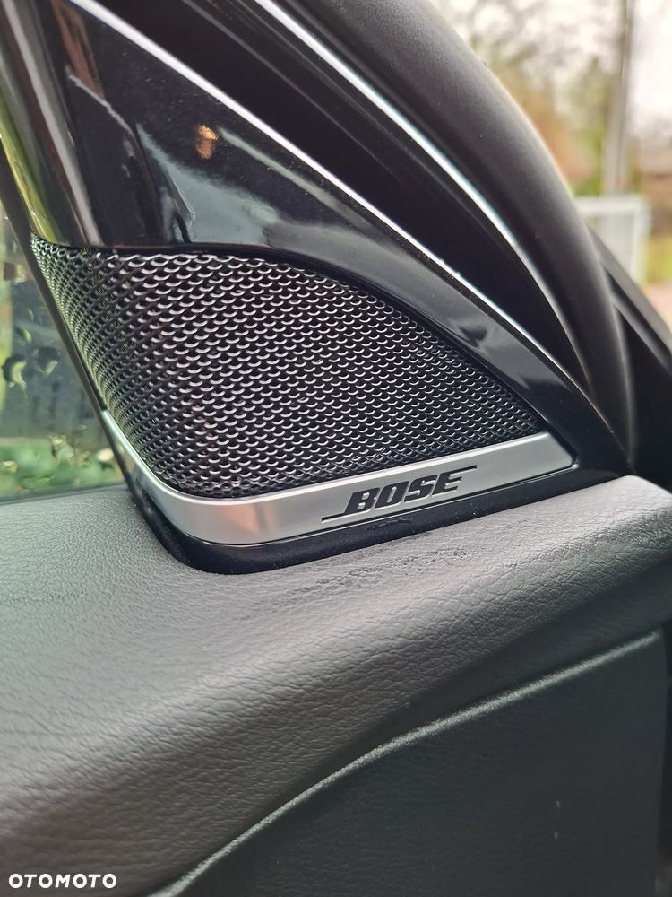 Infiniti Q30 2.0t Sport 7DCT - 11