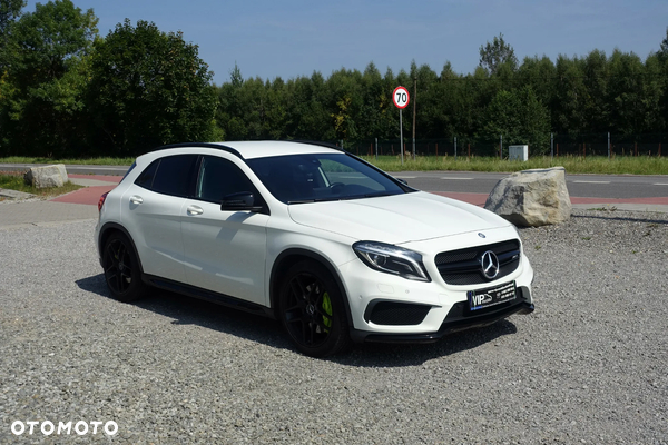 Mercedes-Benz GLA AMG 45 4Matic AMG Speedshift 7G-DCT