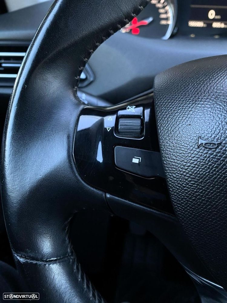 Peugeot 308 SW 1.5 BlueHDi Style - 21