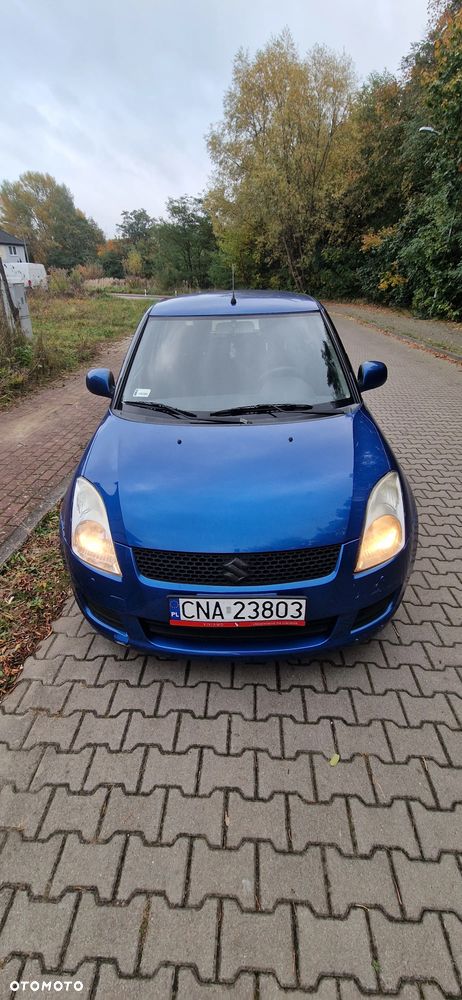 Suzuki Swift 2009 photo 5