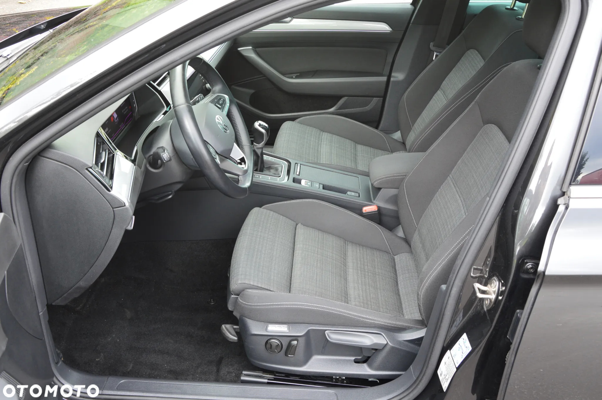 Volkswagen Passat Variant 2.0 TDI (BlueMotion Technology) Highline - 10