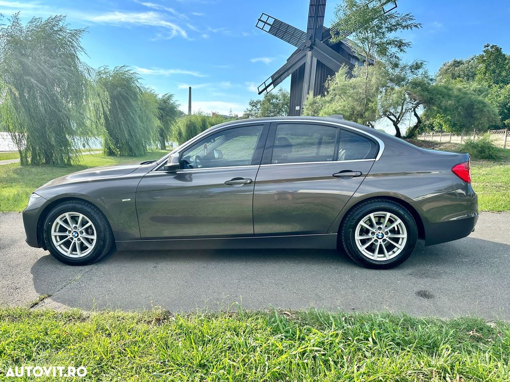 BMW Seria 3 320i EfficientDynamics Edition - 6