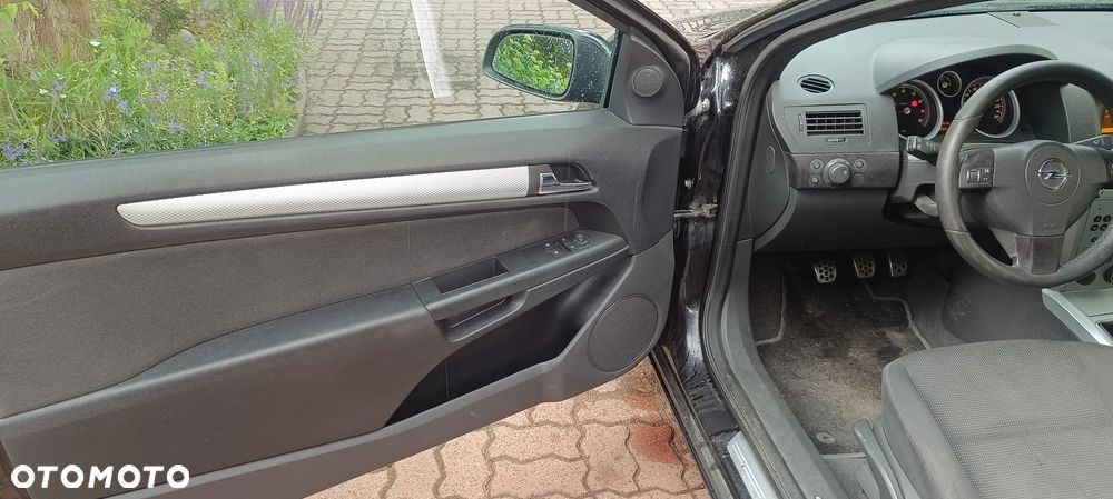 Opel Astra 1.8 Sport - 9