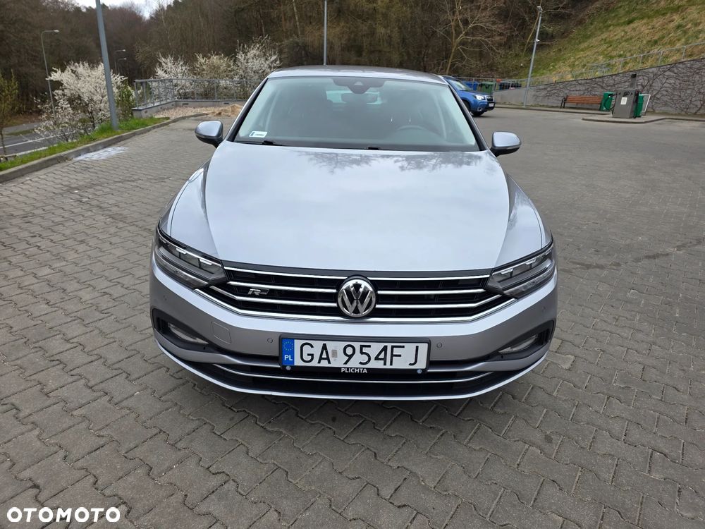 Volkswagen Passat 2.0 TSI Business DSG - 2
