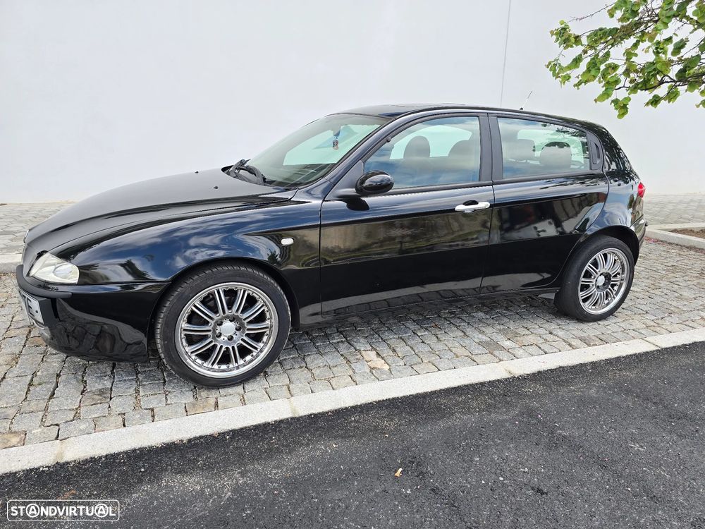 Alfa Romeo 147 1.9 JTD Plus - 10