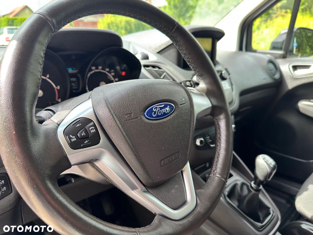 Ford Courier L1 - 27
