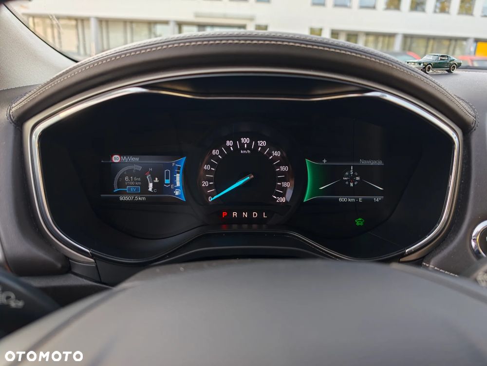 Ford Mondeo - 19