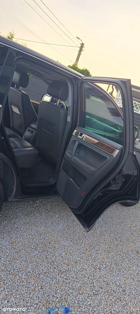 Volkswagen Touareg - 12