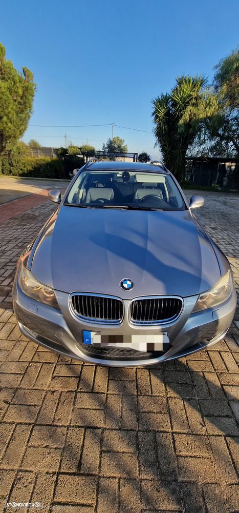 BMW 320 d - 1