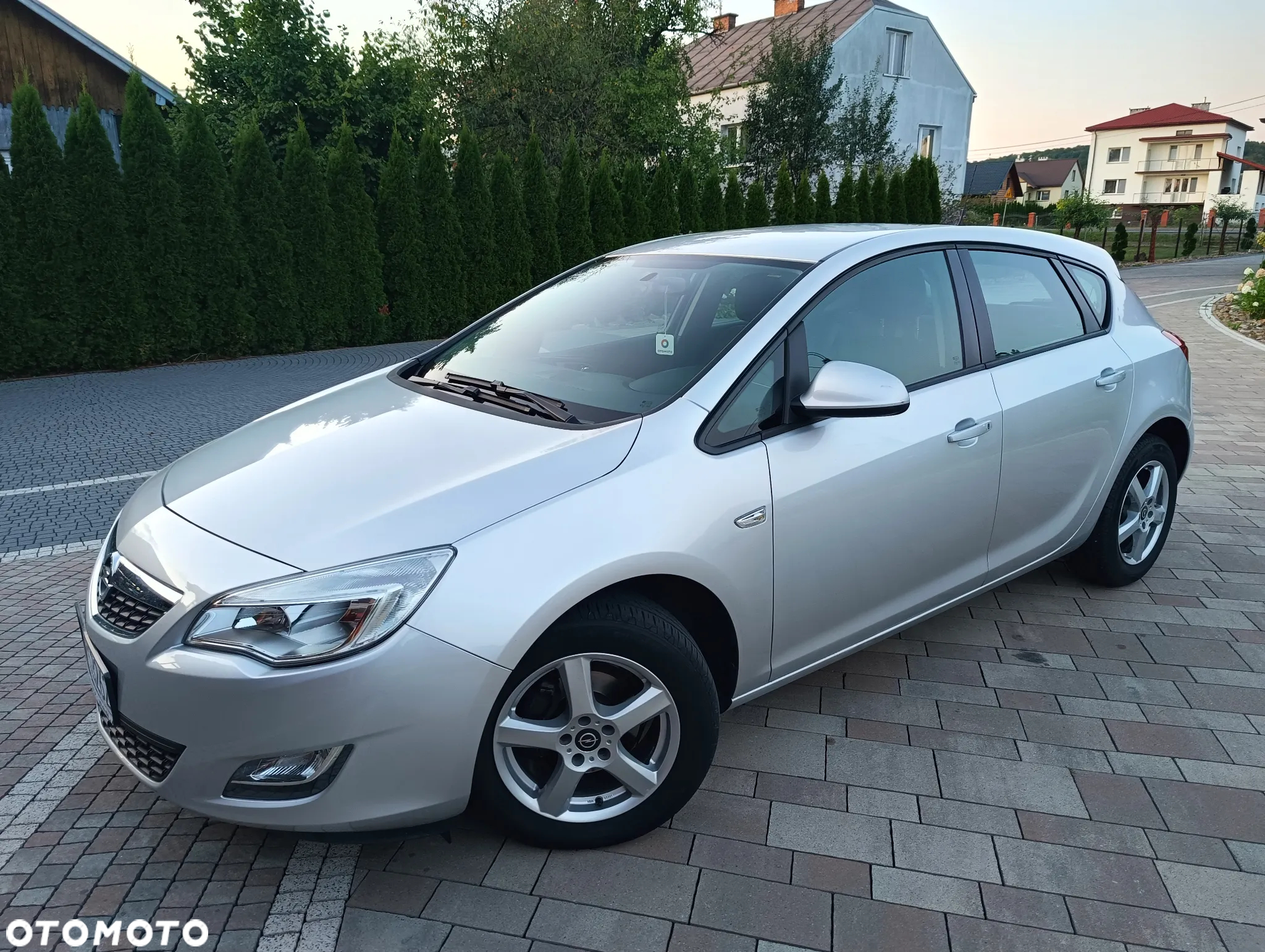 Opel Astra 1.6 Automatik Active - 3