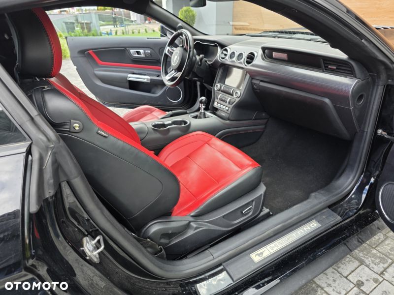 Ford Mustang 5.0 Ti-VCT V8 GT - 13
