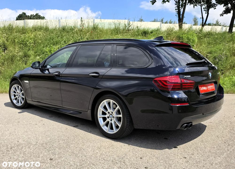 BMW Seria 5 525d xDrive - 10