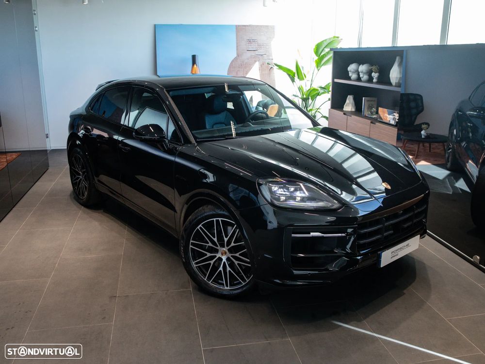 Porsche Cayenne Coupé E-Hybrid Black Edition - 5