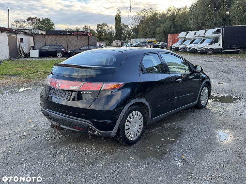 Honda Civic 2008 photo 3