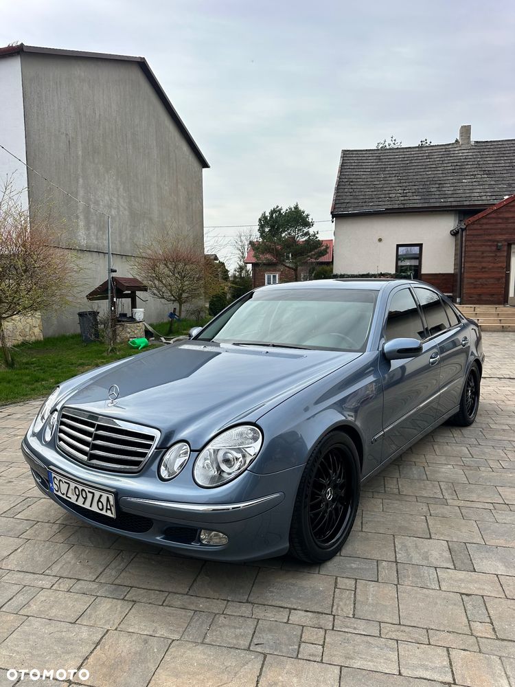 Mercedes-Benz Klasa E 240 Elegance - 31