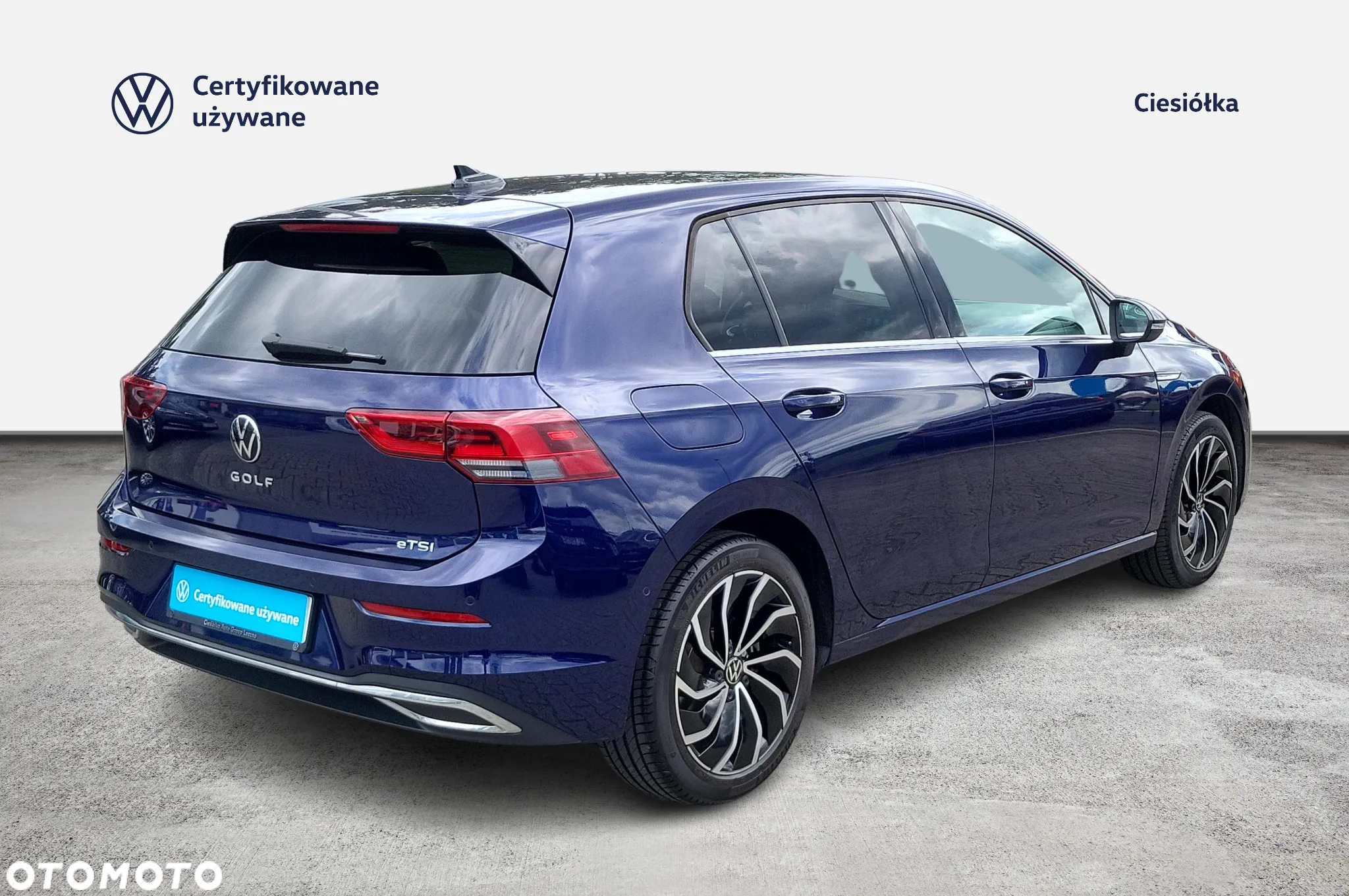 Volkswagen Golf - 2