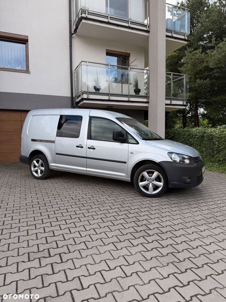 Volkswagen Caddy Maxi - 6