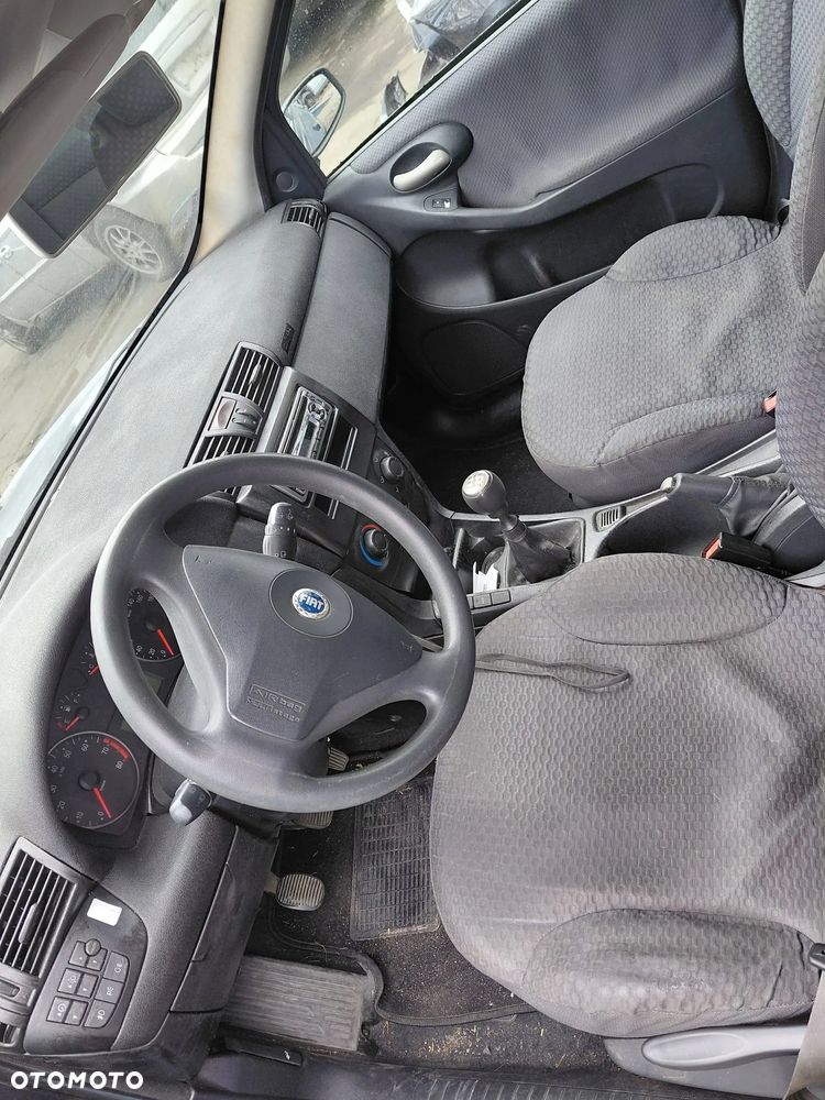 Części - Fiat Stilo Rok 2002 Pojemność 1596 Moc 76 kw Benzyna - 6