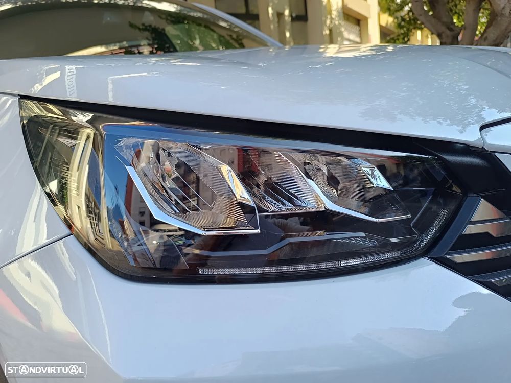 Peugeot 2008 1.2 PureTech Allure Pack - 19