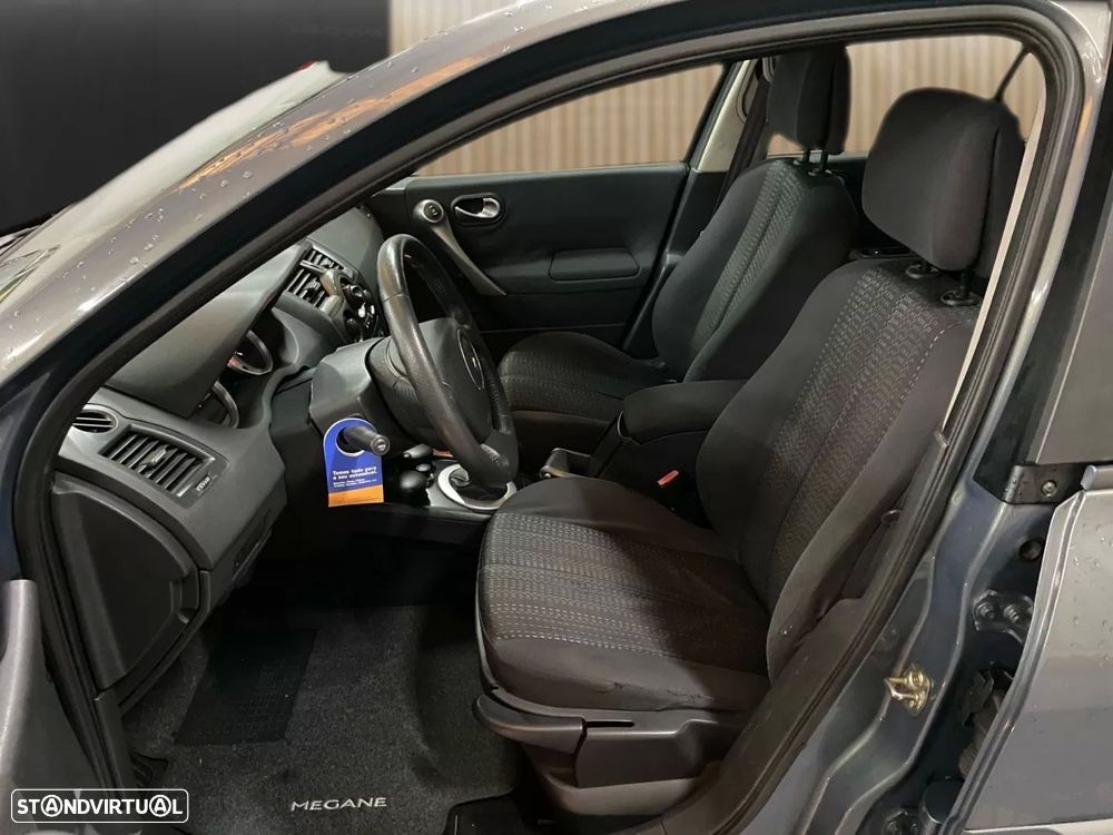 Renault Mégane 1.5 dCi Dynamique - 7