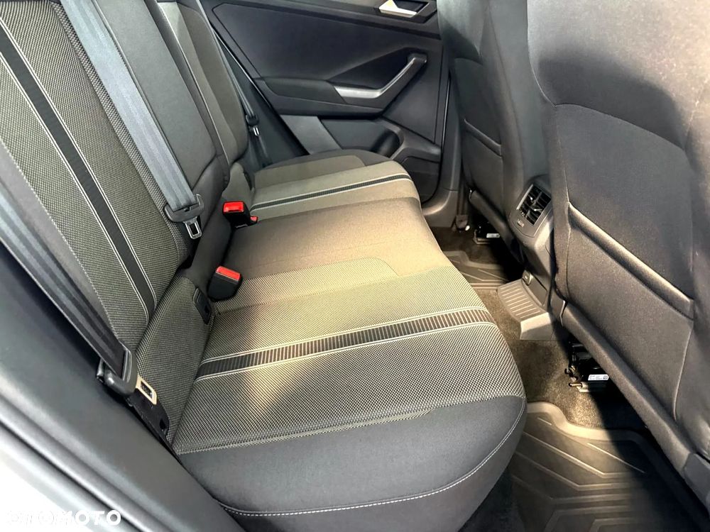 Volkswagen T-Roc 2.0 TDI SCR 4MOTION DSG Sport - 29