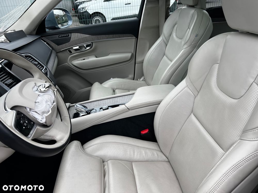 Volvo XC 90 B5 D AWD Plus Bright 7os - 19