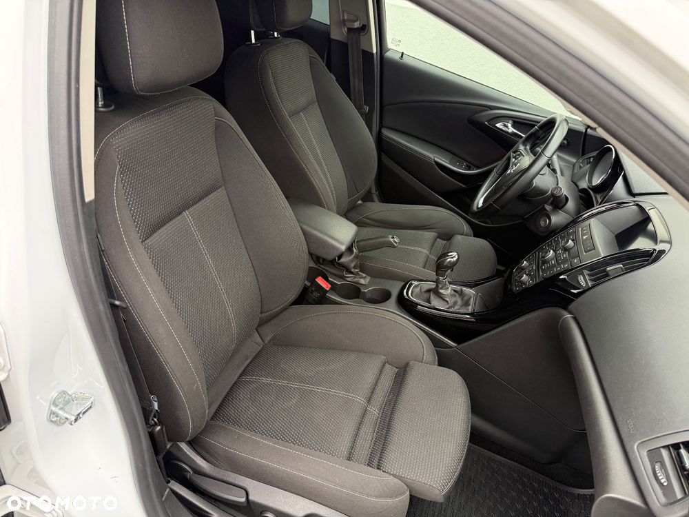 Opel Astra 1.6 T SIDI Sport S&S EU6 - 11