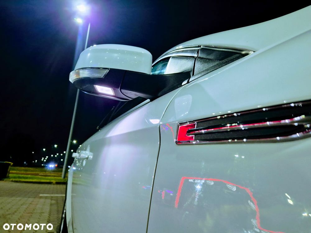 Ford Mondeo 2.0 TDCi Titanium S - 8