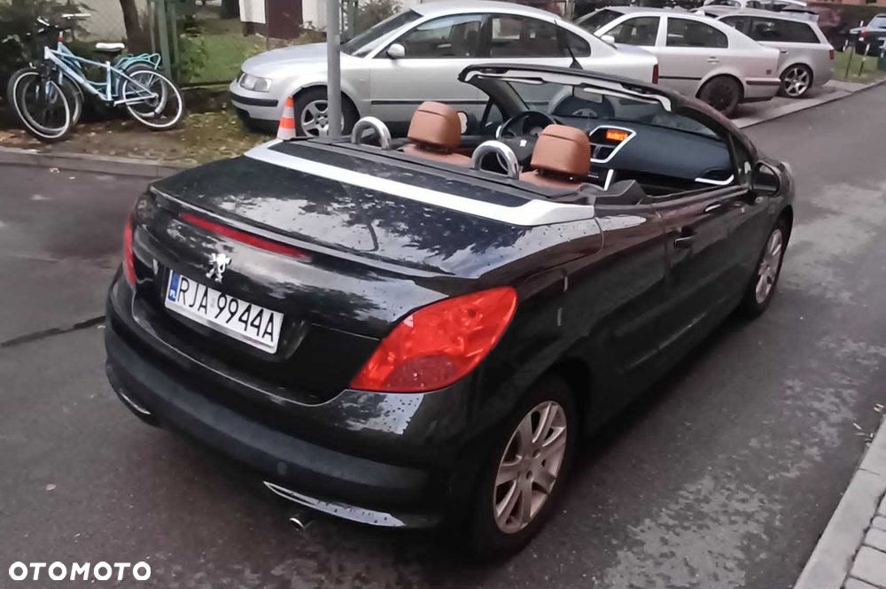 Peugeot 207 CC - 6