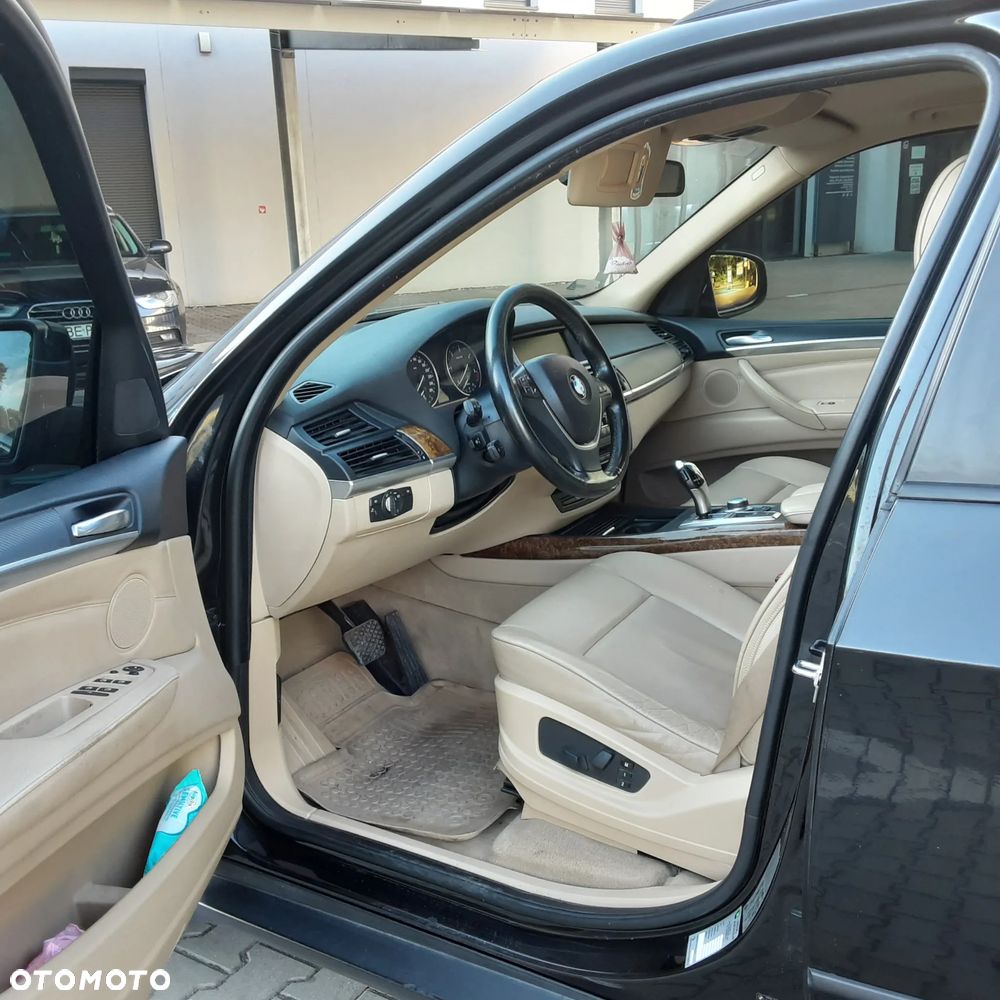 BMW X5 xDrive35d - 12