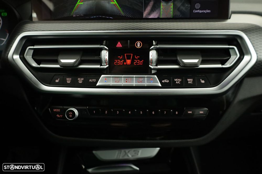 BMW iX3 M Sport Impressive - 13