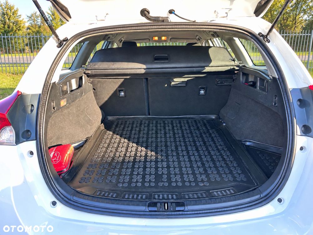 Toyota Auris - 5