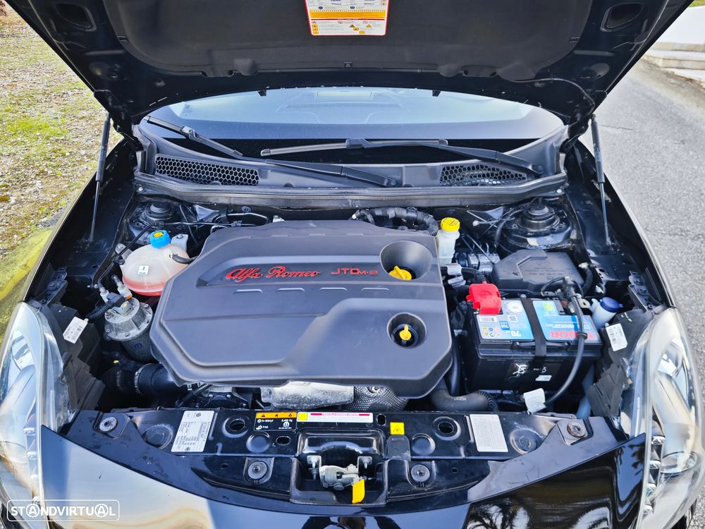 Alfa Romeo Giulietta 1.6 JTDM - 31