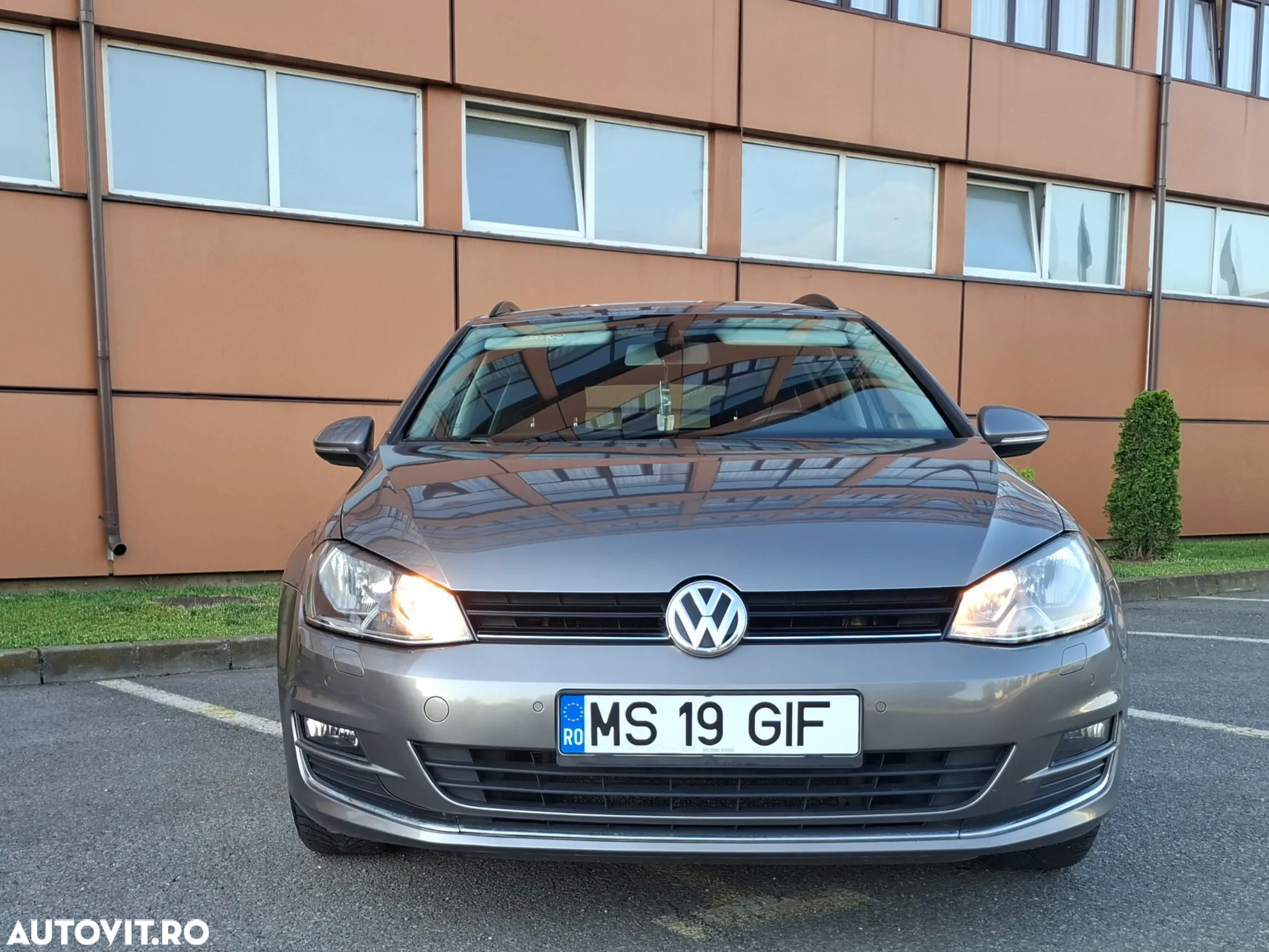 Volkswagen Golf Variant 1.6 TDI (BlueMotion Technology) Trendline - 14