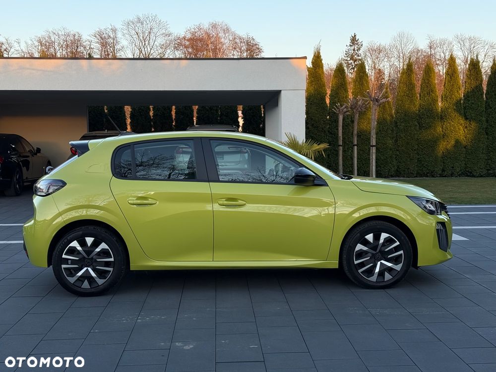 Peugeot 208 Hybrid 100 e-DSC6 Allure - 11