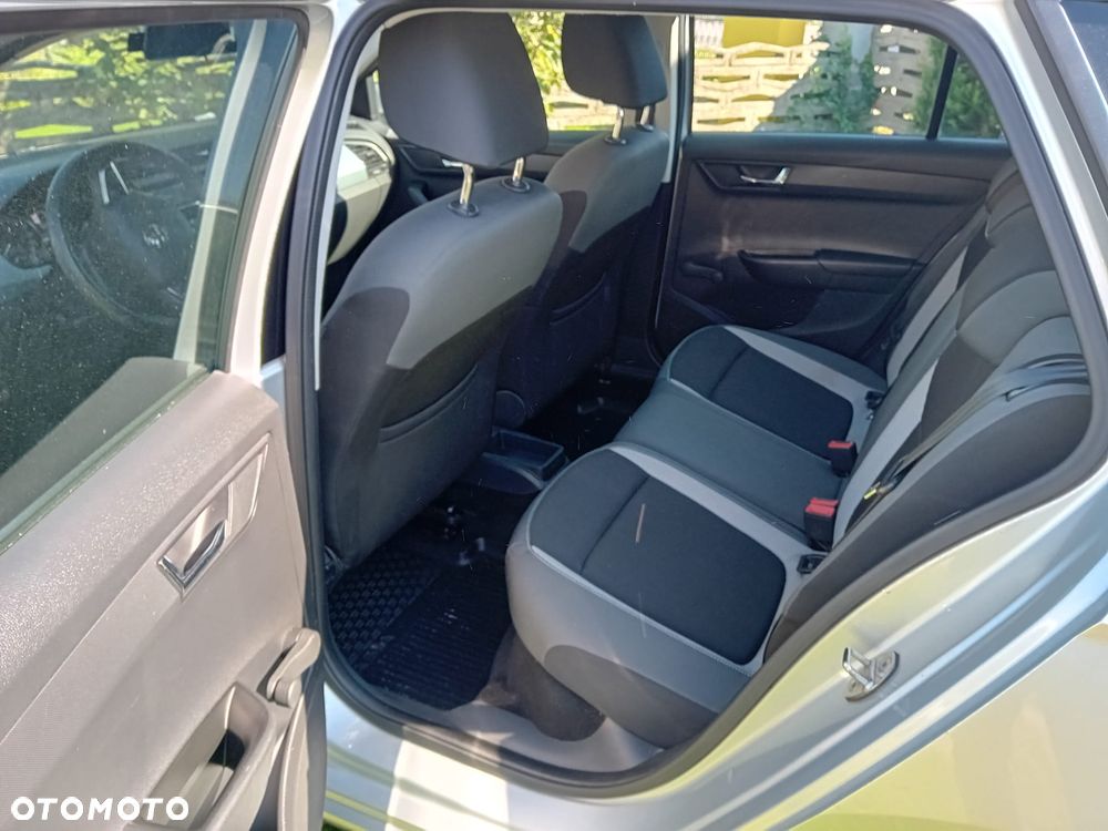 Skoda Fabia - 6