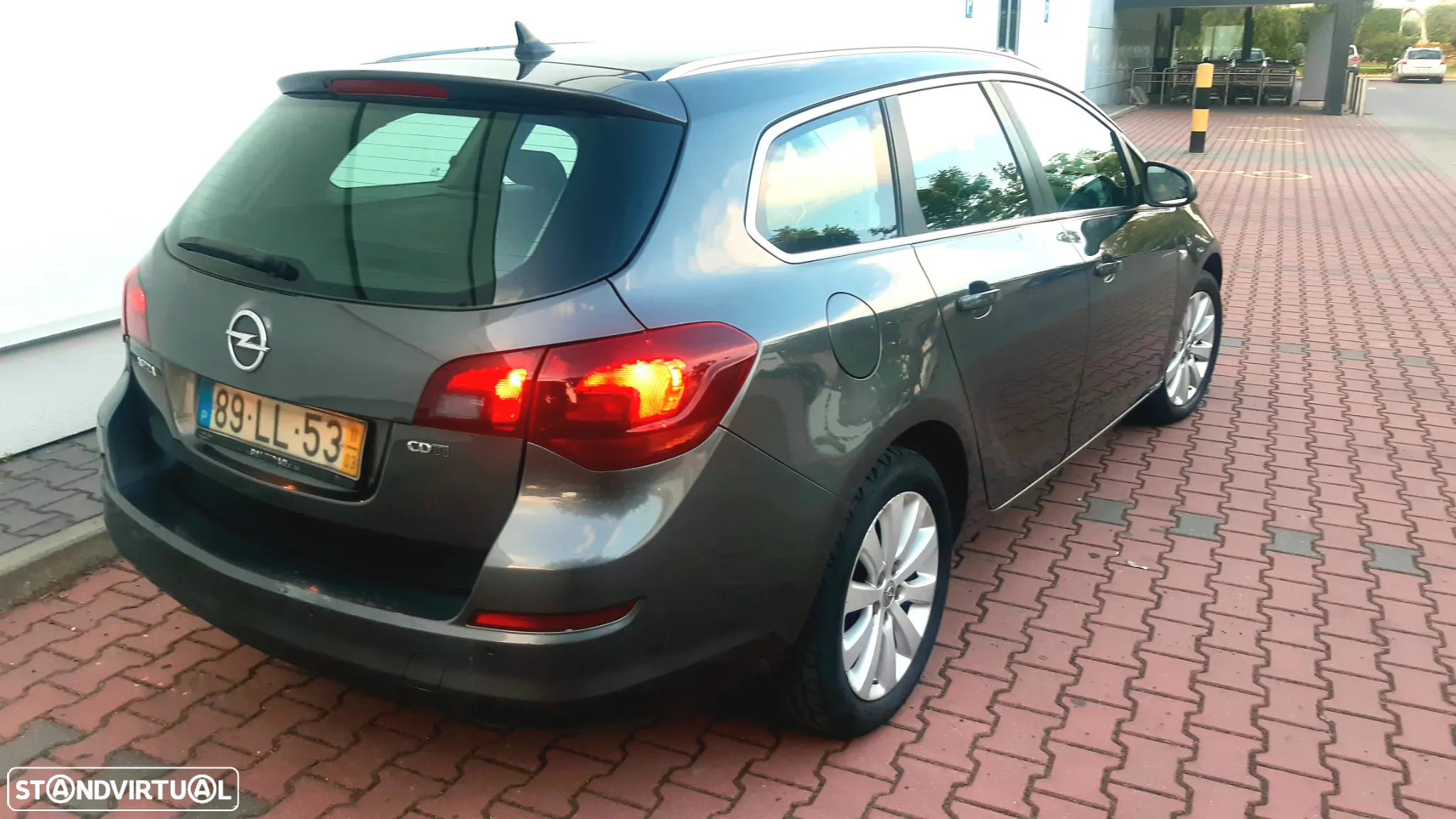 Opel Astra Sports Tourer 1.7 CDTi Cosmo - 12